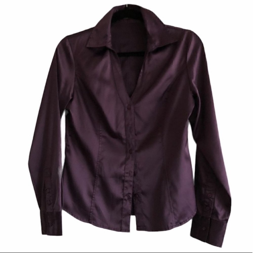 V Neck Button Down Shirt Long Sleeves Size 6